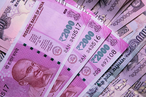 The RBI’s Move: Banning  2000 Rupees Note for a Stronger Economy